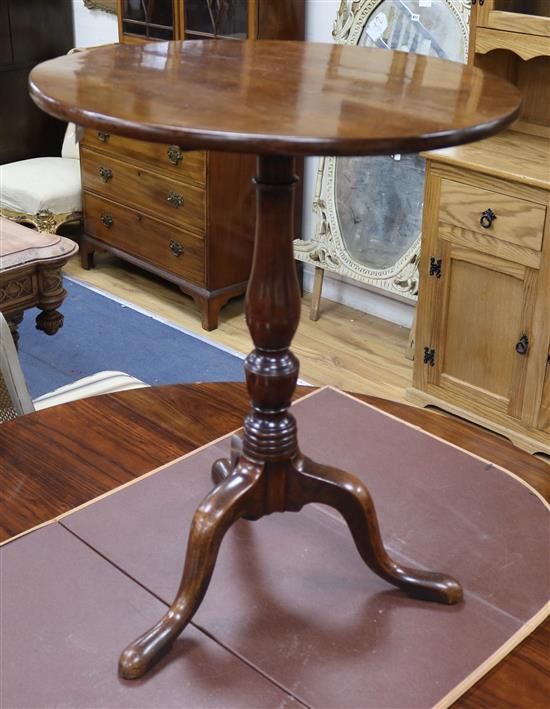 A George III mahogany tea table W.56cm